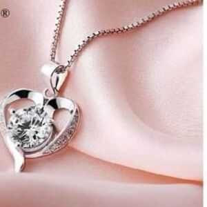 Elegant Silver Heart Pendant Necklace